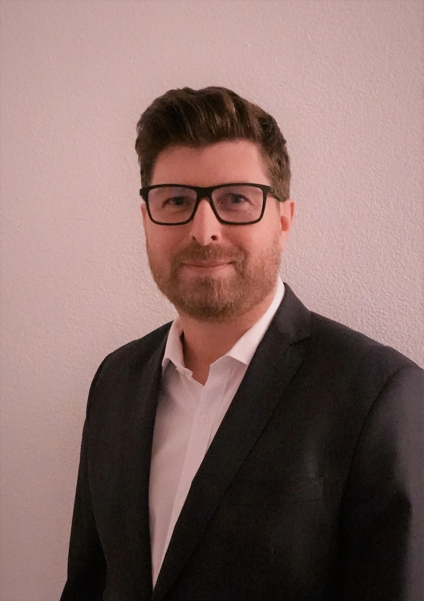 أكثر 5 أسئلة مطروحة حول فصادة المساعدة والعلاج المركب