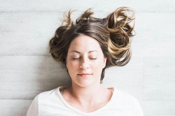 توتر أقل، شفاء أكثر: دور الإجهاد في كوفيد-19 الطويل الأمد