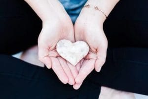 كيف تحافظ على طاقتك أثناء رعايتك لأحد أحبائك من مرضى إل سي